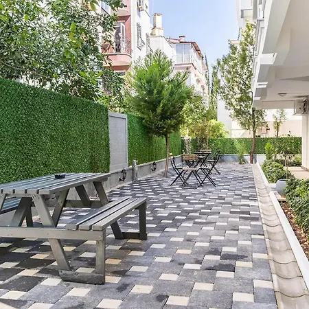 Loi * Αττάλεια