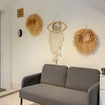 Loi * Antalia